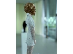 Work - Sculptures - Medium and large work - 14 Gouden bolster